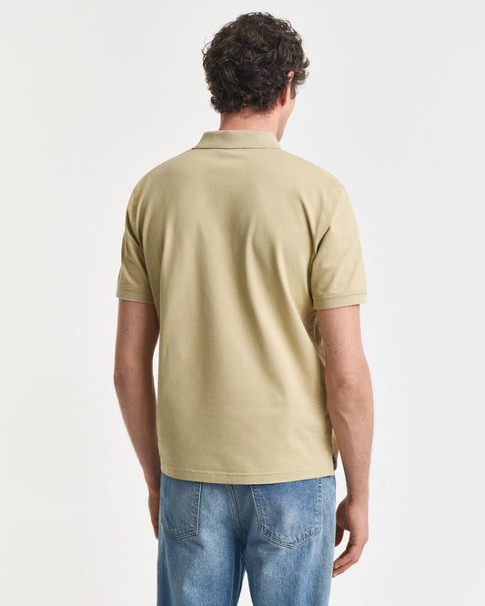 Piqué-Poloshirt mit Kontrastbesatz