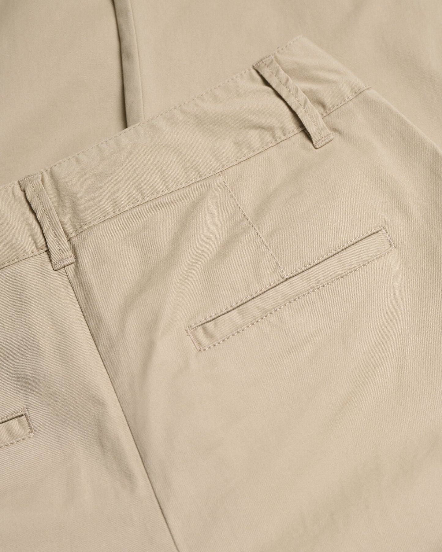 Chino coupe ajustée