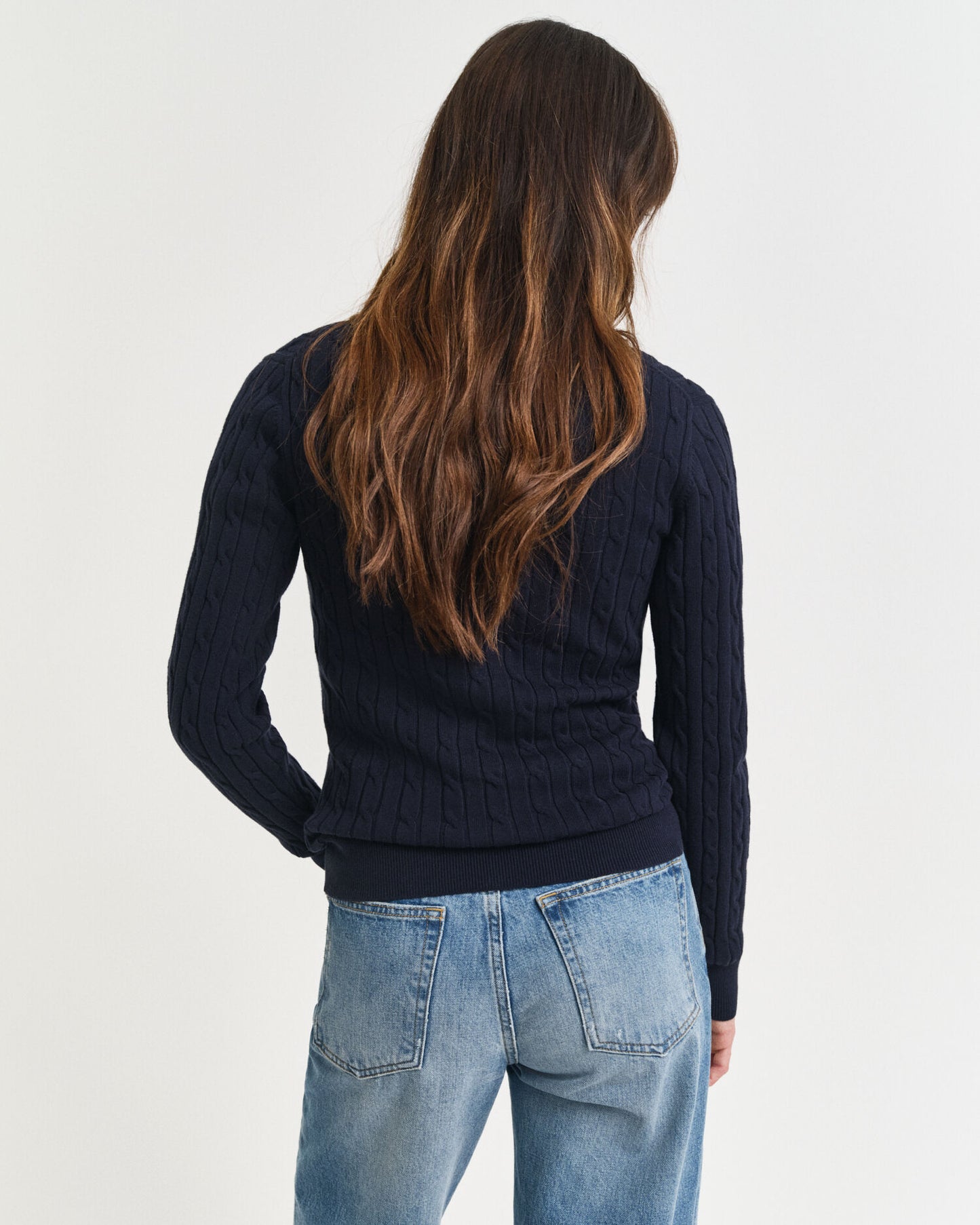 Pull col V en maille torsadée de coton stretch