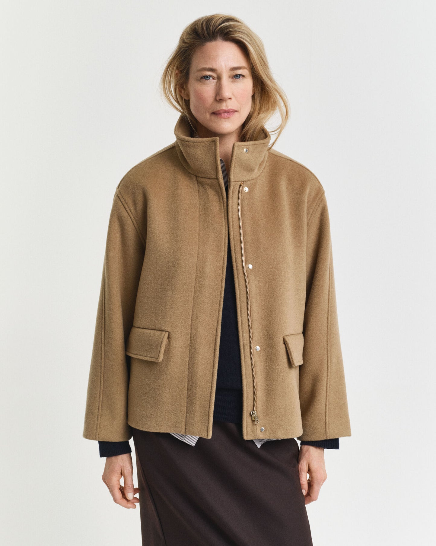 Veste courte en laine zippée