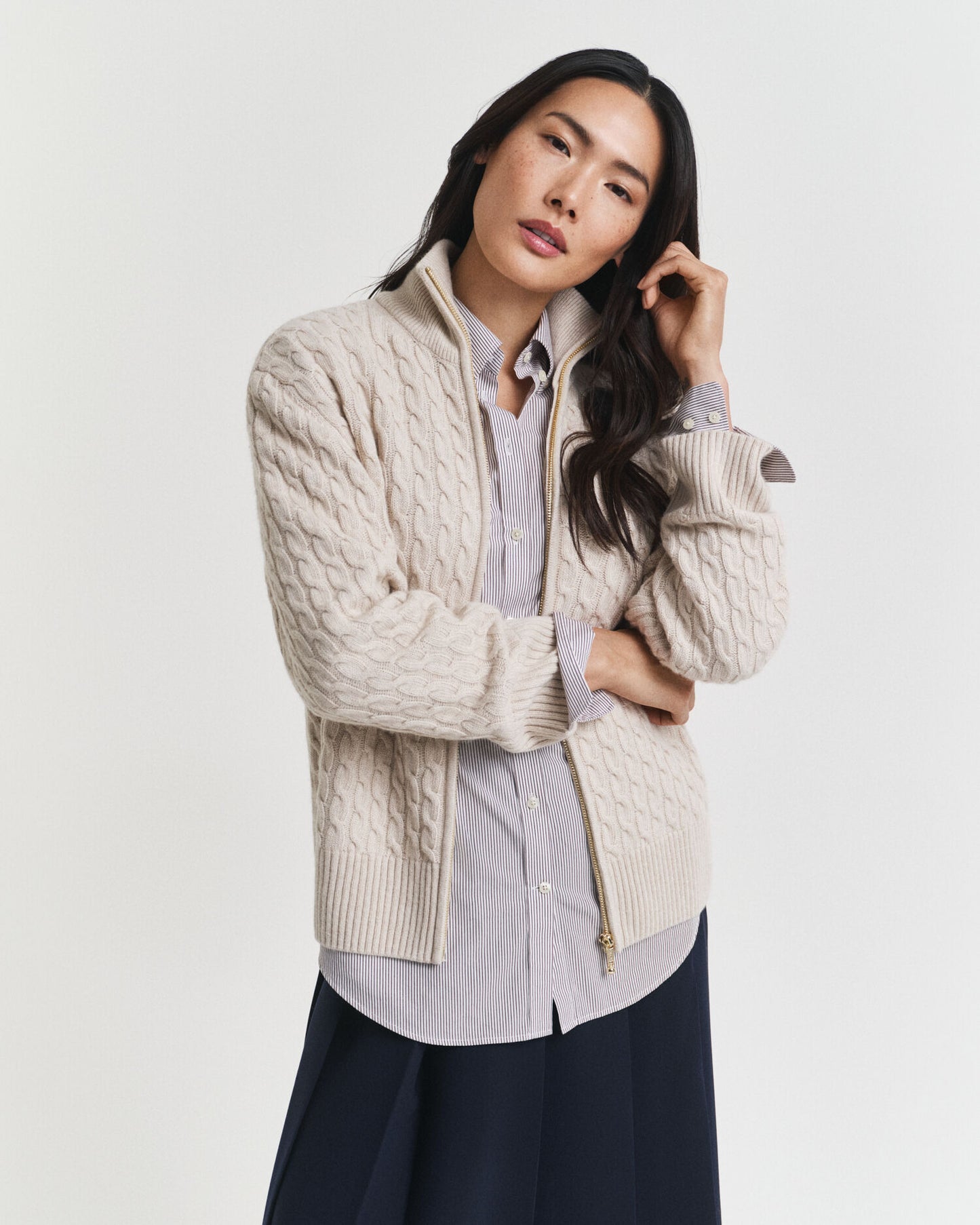 Cardigan zippé à maille torsadée