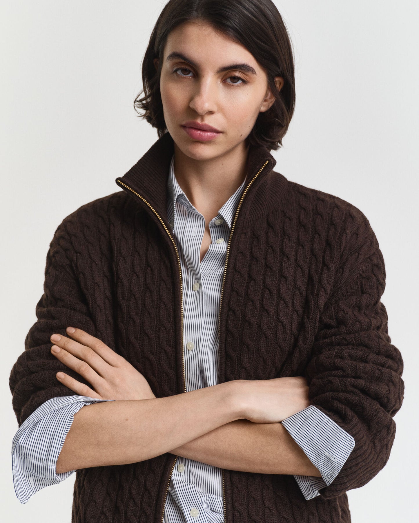Cardigan zippé à maille torsadée
